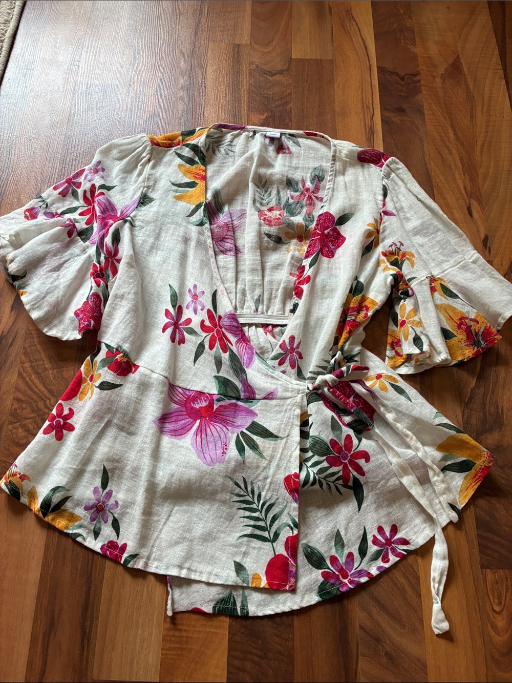 Floral Wrap Tie V-Neck Women’s Top - Cream with Pink & Red Flowers